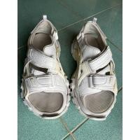 ราคา รองเท้า balenciaga แท้ % ไซส์ 37 (15264263956)