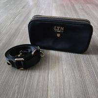 ราคา กระเป๋า LYN Cross Body สีดำ ไนลอน เรียบ ดูดี ของแท้ 100% ไม่มีตำหนิ เจ้าของส่งต่อค่ะ (24467887296)