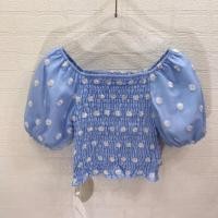 ราคา เสื้อสม็อคช่วงตัว ลายดอกเดซี่ ช่วงแขนเป็นผ้ามุ้งพองๆ (5338621078)