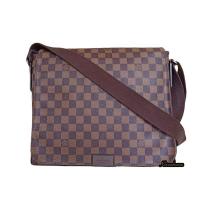 ราคา Louis Vuitton Damier District Cross Body Bag MM (25051795316)
