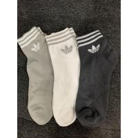 ราคา ถุงเท้า adidas 100% แท้ขายถูกๆ 1 แพ็กมี 3 สี (11609927366)