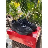 ราคา HITAM Preloved Kids Diadora sz 32 รองเท้าสีดํา สภาพดี! (18692907938)