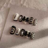 ราคา โบว์คอกลมสไตล์ชาแนล สีดำลายกุหลาบ พร้อมดีไซน์หรูหรา เหมาะสำหรับสวมใส่วันสำคัญหรือการแต่งตัว.daily (42262555009)