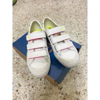 ราคา ขายยกกล่องUsed รองเท้า Keds ของแท้100% ราคา 499 บาท (27405937302)