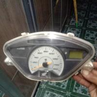 ราคา เรือนไมล์เวฟ125i เวฟ125sไฟเลี้ยวบังลม ไมล์ส้ม ของแท้ มือสอง (24710813530)