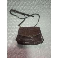 ราคา กระเป๋าแฟชั่น สะพายข้างสีกาแฟ ลายหนังงู มือสอง (42803555066)