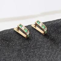 ราคา ต่างหูแบนดีไซน์พิเศษ ม่วงทองฝังพลอยสีเขียว ชุบทองคำ14K (41160932574)