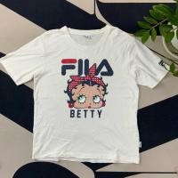 ราคา Fila x betty boop (เสื้อมือสอง) (25359115544)