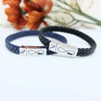 ราคา ข้อมือหนังแท้ สลักชื่อฟรี (437630039)