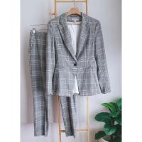 ราคา ชุดสูท H&M หญิง สภาพดี สีเทาตาราง เสื้อพร้อมกางเกง (25538722975)