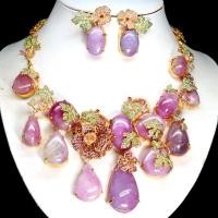 ราคา ชุดเซ็ตต่างหูและสร้อยคอพลอยแท้ ทับทิม สีชมพู และ โกเมนเขียว และ แซฟไฟร์ชมพู เงินแท้ 925 ชุบทอง14k (27465888378)