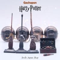 ราคา ((พร้อมส่ง)) กาชาปอง แฮร์รี่ พอตเตอร์ ไม้กวาด และควิดดิช Gachapon Harry Potter Quidditch and broomstick (29868084323)