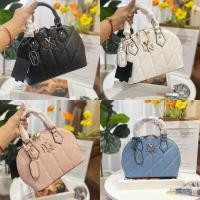 ราคา กระเป๋าถือ Lyn แบบใหม่ ทรงโดม สวยหรูพร้อมสายสะพาย (28405965139)