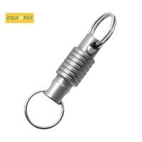 ราคา [ดีจง2]พวงกุญแจโลหะผสมไททาเนียมพวงกุญแจเงินฤดูใบไม้ผลิล็อครถมินิสากลหมุนแหวนหัวเข็มขัดสองทางอุปกรณ์คีย์ (41667250999)
