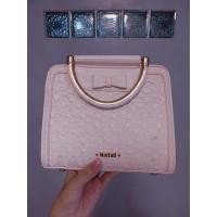 ราคา กระเป๋าสะพายข้างพร้อมสายยาว AXIXI มือ2(มีตำหนินิดหน่อยขอคนรับได้) (12040503349)