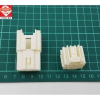 ราคา ปลั๊กไฟ พร้อมหางปลา รถยนต์ Connector + Terminal 6 ช่อง สำหรั รถยนต์ มอไซค์ เครื่องจักร (44318829863)