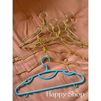 ราคา ไม้แขวนอลูมิเนียมลวดคู่สีทอง(แพ็ก12ชิ้น)ไม้แขวนมีไหล่ ไม้แขวนอลูมิเนียม มือสอง มือ 2 สีสวย-ไฮโซ (24090529463)