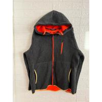 ราคา เสื้อคลุมผ้าฟลีช henus edwin สีเทา รอบอก48“(เคลียร์ล๊อต) (25207062357)