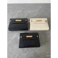 ราคา ไม้จิ้มฟันสีดำและสีขาว พร้อมกระเป๋ามานฮัตตันหนังวัวลายจระเข้สีดำ สำหรับธุรกิจ (41123961610)