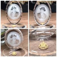 ราคา เก็บเก่า แท่นอะคริลิคยิงเลเซอร์รูปบรมฉายาลักษณ์ในหลวงรัชกาลที่ 5 จัดทำโดยกรมธนารักษ์ (16826506157)