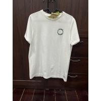 ราคา เสื้อยืดคอกลม สีขาว ยี่ห้อ CC-OO อก 36 นิ้ว ยาว 26 นิ้ว **ของแท้** มือสอง (27402953270)