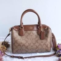 ราคา กระเป๋าถือ ทรงหมอน COACH 58312 MINI BENNETT SATCHEL IN SIGNATURE (950374357)