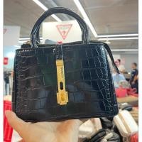 ราคา กระเป๋าสะพายGuessลดราคา70%แท้100% (25819961835)