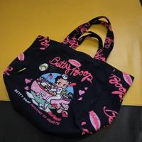 ราคา กระเป๋าสะพาย Betty Boop (42424347240)