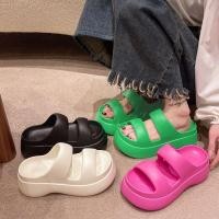 ราคา LGShoes รุ่นใหม่ขายดี รองเท้าส้นตึก แฟชั่น ญ งานดีมากสุดปัง รองเท้าเสริมส้น ราคาถูก งานดี ใส่สบายมาก เบาสุด ดีเวอร์ท (22580011572)