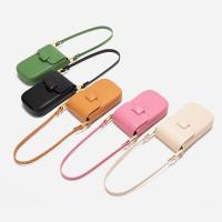 ราคา กระเป๋า CHARLES & KEITH KOA ELONGATED WRISTLET BAG งาน Outlet แท้ (17281421970)