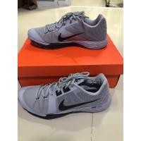 ราคา รองเท้าไนกี้ nike มือ2 ของแท้100% ไซต์ 42 สภาพใหม่มาก (6563257394)