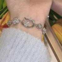 ราคา Sanrio น่ารัก Rhinestones Kitty Cat สร้อยข้อมือผู้หญิงแฟนนักเรียนสร้อยข้อมือ Hello Kitty ปรับได้ (25937731757)