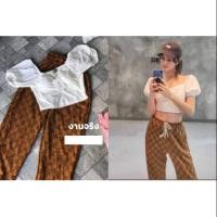 ราคา ชุดเซท เสื้อ+กางเกงขายาว สีขาว,ดำ ส่งฟรี (6102510925)