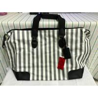 ราคา กระเป๋า ELLE ลายทางลงเทาขาว (5932692220)