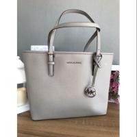 ราคา Coach แท้ Michael Kors tote 16 นิ้ว (4014832918)