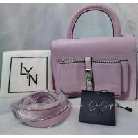 ราคา กระเป๋า LYN แท้ มือสอง (18830734149)