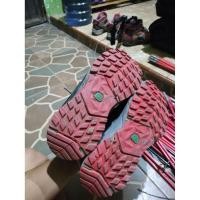 ราคา รองเท้าวิ่งเทรลมือสอง ไซส์ 44 fit 43 (44372055561)