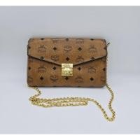 ราคา MCM Tracy ไซส์ 9 นิ้ว crossbody สภาพ 95+ (43254424919)