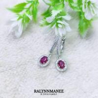 ราคา L6415 ต่างหูพลอยทับทิมแท้ ( Natural Ruby ) แบบอิงลิชล็อค ตัวเรือนเงินแท้ 925 ชุบทองคำขาว (24325650329)