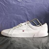 ราคา รองเท้า Tommy Hilfiger มือสองของแท้ Size 44/28 cm. (43451082131)