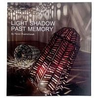 ราคา สูจิบัตร นิทรรศการ LIGHT SHADOW PAST MEMORY By Panot Pluemchusak (29077167133)