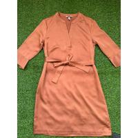 ราคา H&M Dress ผ้าซาตินสีทอง EUR38P ,UK10P อก38“เอว36”สะโพก40”ยาว36“แขนยาว16” (26424886194)
