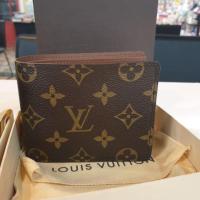 ราคา new!! Used once Lv multiple wallet monogram dc14 เก็บอย่างเดียว แท้100% (2354949636)
