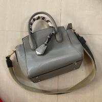 ราคา ❣️พร้อมส่ง❣️ กระเป๋าสะพายข้าง charles & keith แท้ 100% (21471229112)