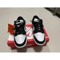 ราคา Nike Dunk Low “White/Black” sneakers (22940454704)
