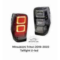 ราคา ไฟท้าย Mitsubishi Triton ปี2019 2020 2021 2022 ลาย U-led โคมสีดำใส ไฟเลี้ยววิ่ง (43310193994)