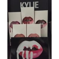 ราคา Kylie lip matte 3 สี (koko,candy,dolce) (27359383)