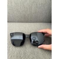 ราคา (Preloved) แว่นกันแดด Gentle Monster Dreamer (40354086740)