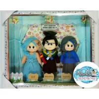 ราคา ตุ๊กตาผ้าสักหลาดรับปริญญา, ตุ๊กตารับปริญญา, ของขวัญรับปริญญาคู่รัก 3 ตัว (8729435382)