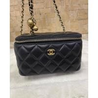 ราคา กระเป๋าชาแนล Chanel Vanity สายปรับได้ ของแท้ มีตำหนิ (21721891716)